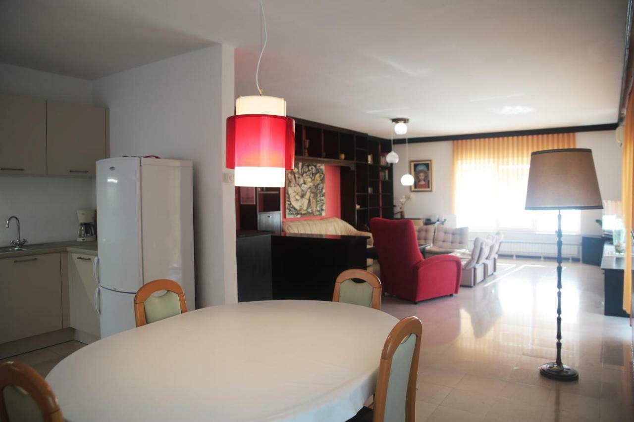 Apartment Rude Водице Екстериор снимка