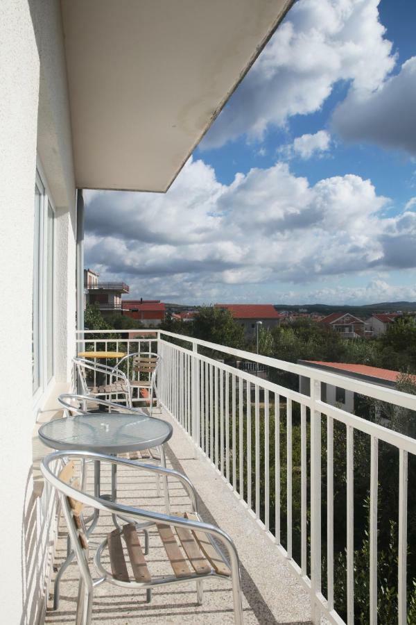 Apartment Rude Водице Екстериор снимка