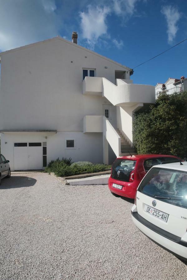 Apartment Rude Водице Екстериор снимка