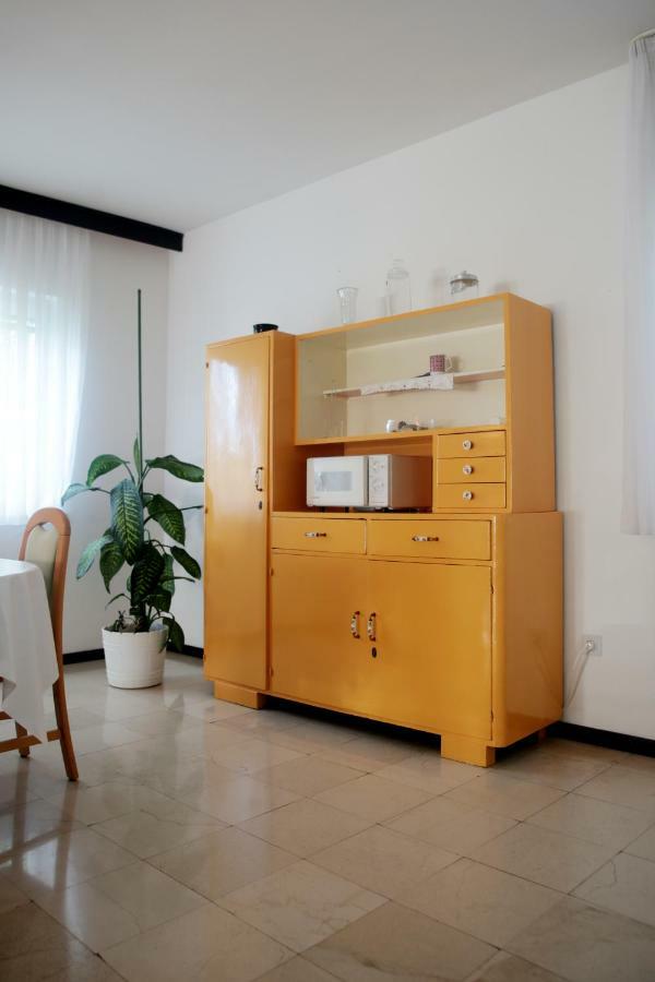 Apartment Rude Водице Екстериор снимка